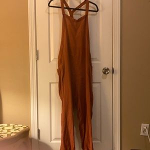 Linen Overalls w/Deep Front Pockets